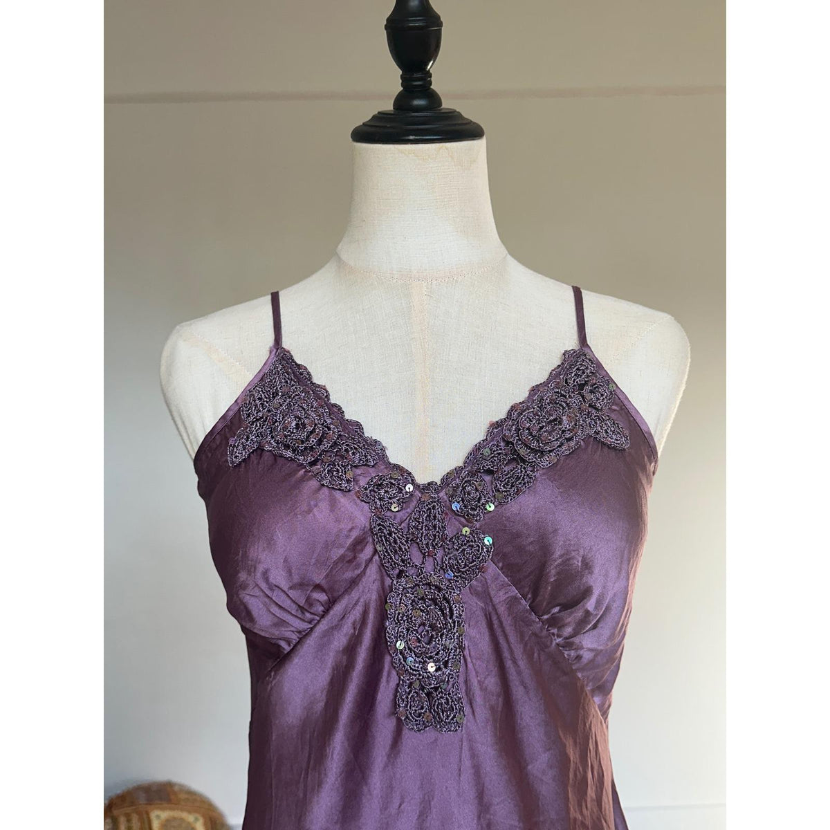 Hale Bob Silk Camisole Women M Purple Crochet Sequin Lace Trim Y2K Cami Top