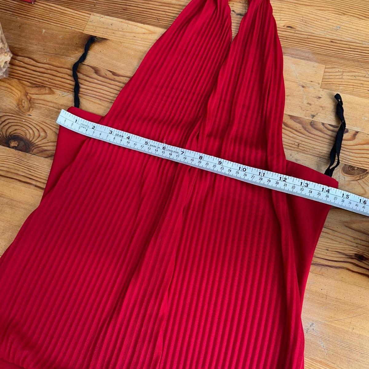 FD Red Halter Top Women Small Red Pleated Overlay Y2K Evening Blouse USA 2000s