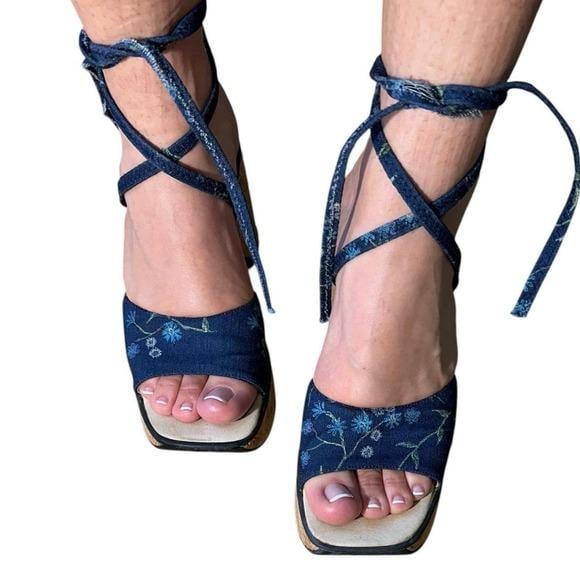 Shellys London Wedge Sandals Womens 39 Blue Floral Denim Cork Lace Up Y2K Spain