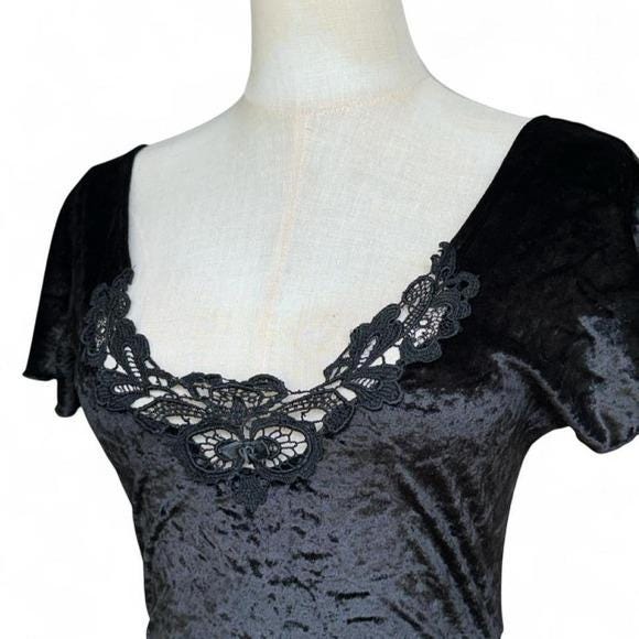 Fantasy Lingerie Bodysuit Women Medium Black Excellent Lace Velvet Goth Y2K 90s