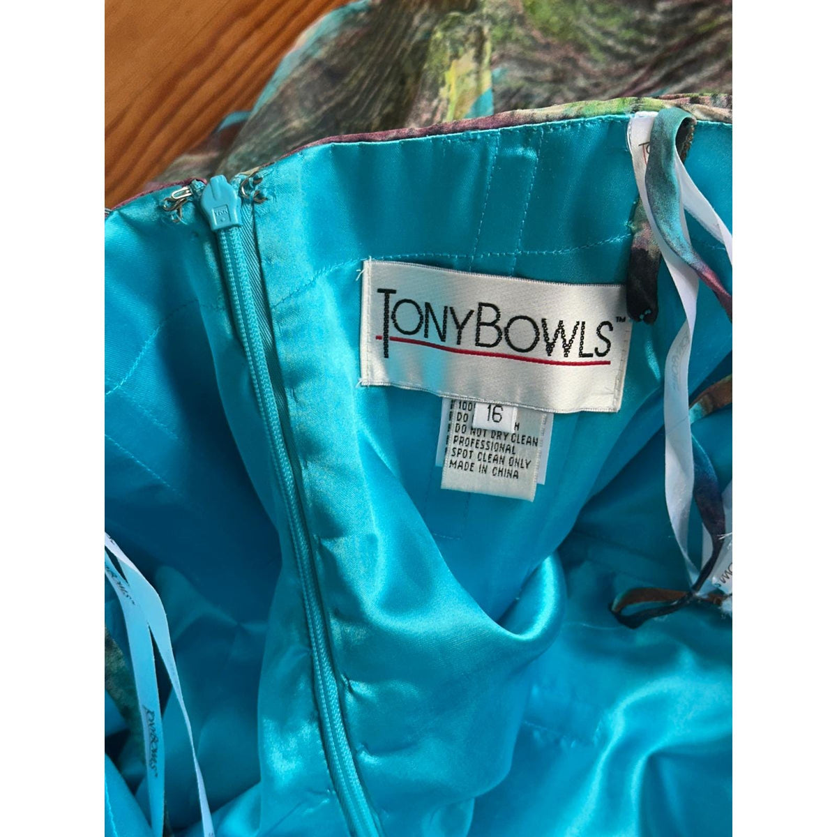 Tony Bowls Silk Peacock Print Dress Women 16 Blue Green Beaded Y2K Cocktail Prom