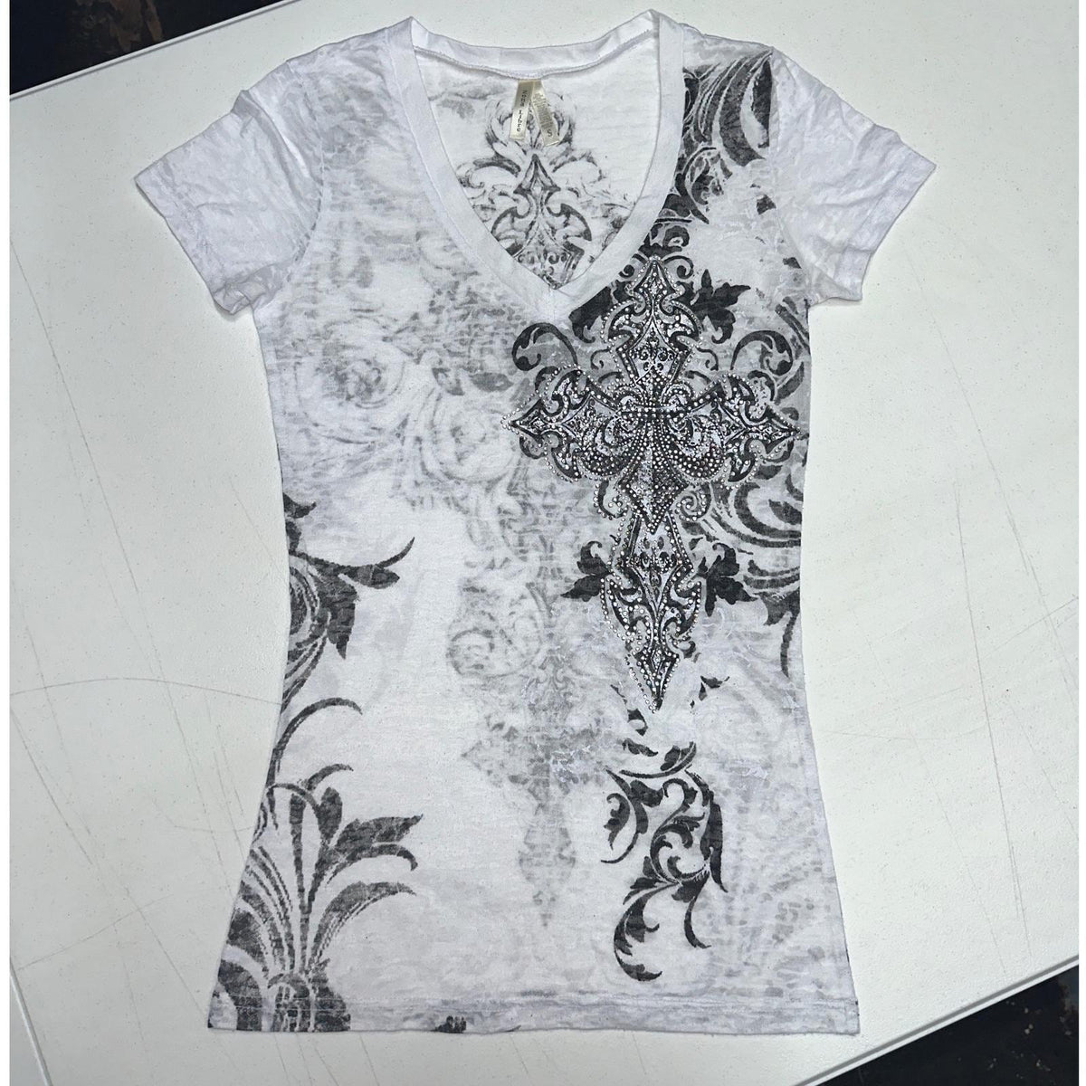 Zona Libre V-Neck Tee Women Small White Rhinestone Gothic Cross Burnout Y2K Top